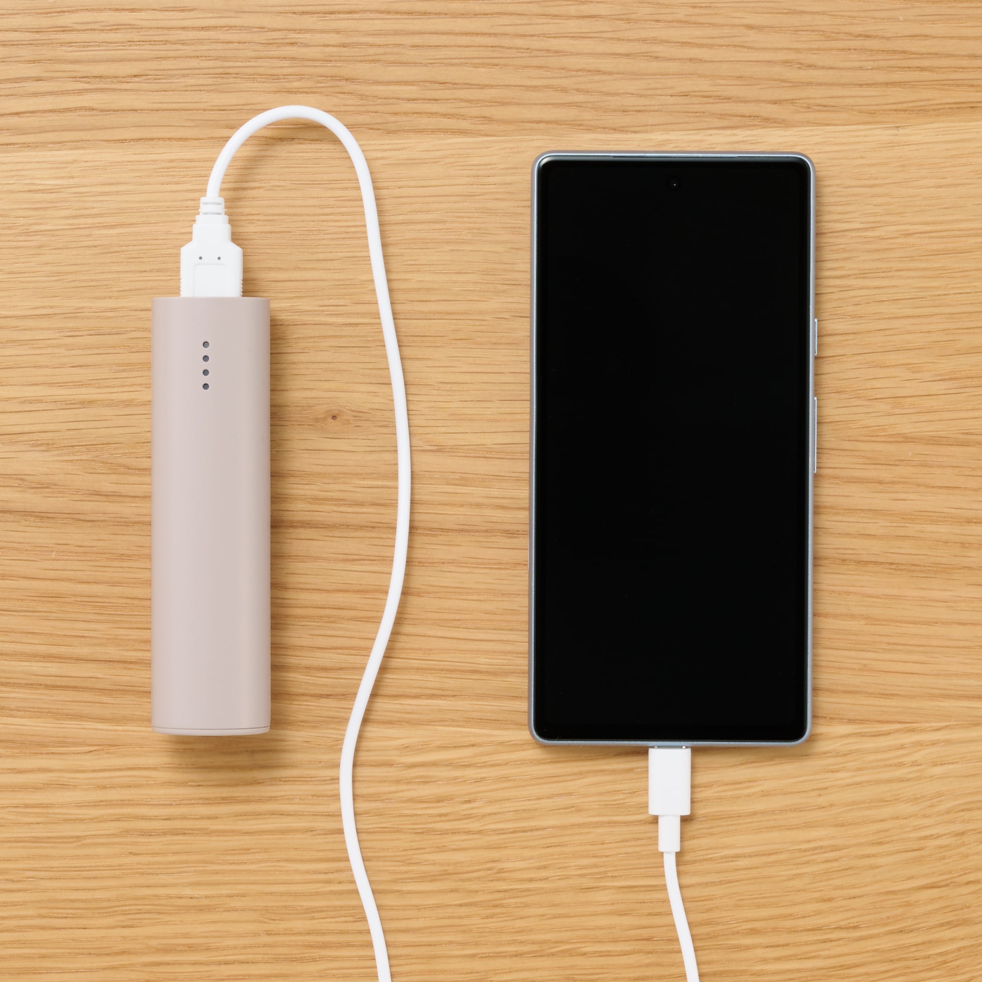 角度が変えられる充電式ハンディファン