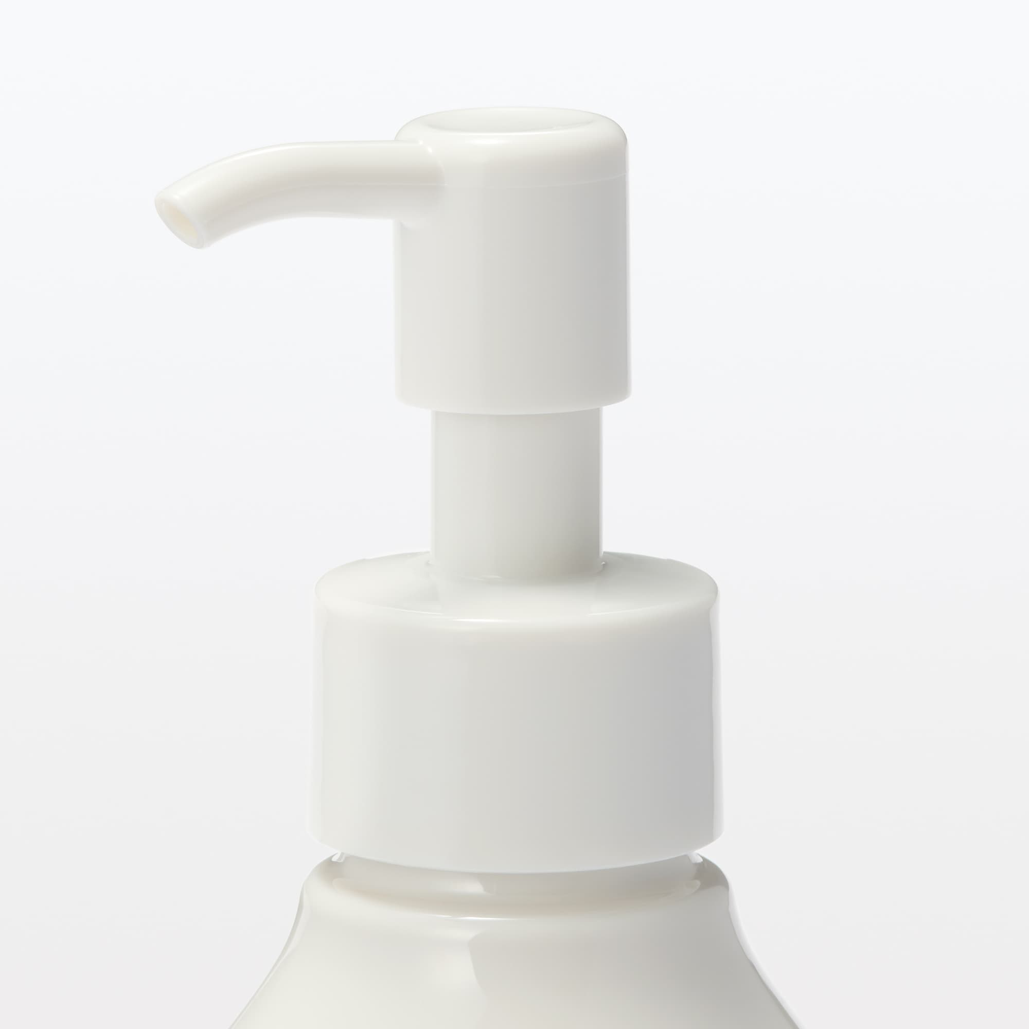 薬用ブライトニングＵＶ乳液