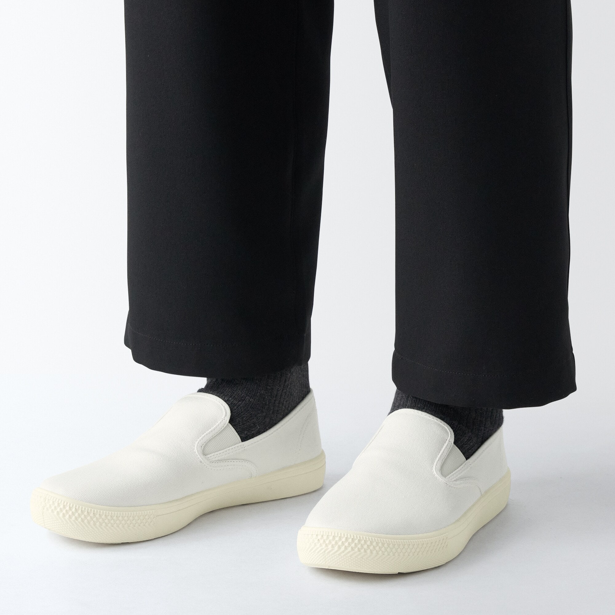 紳士　撥水スリッポンスニーカー