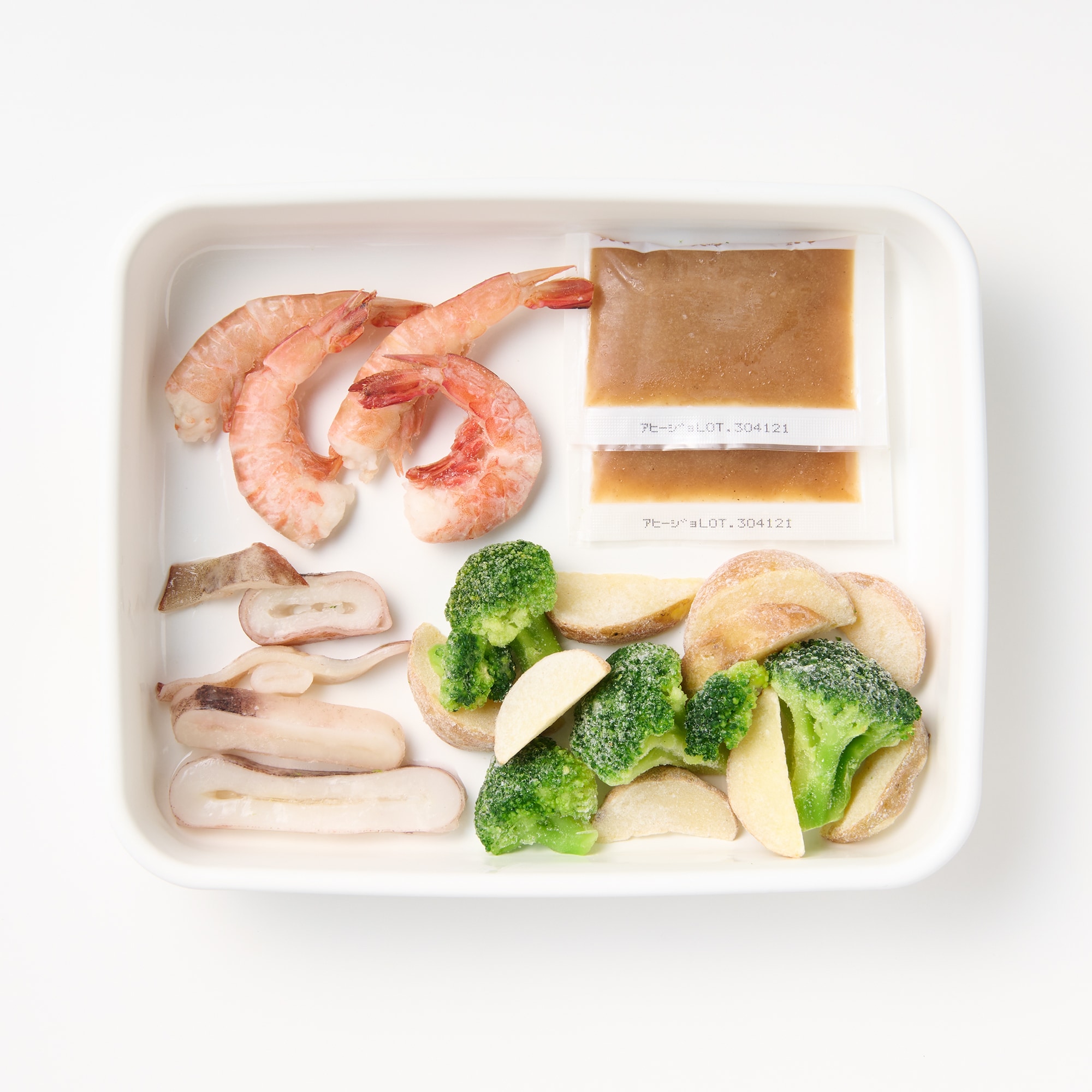 フライパンでつくるミールキット　海老といかのアヒージョ