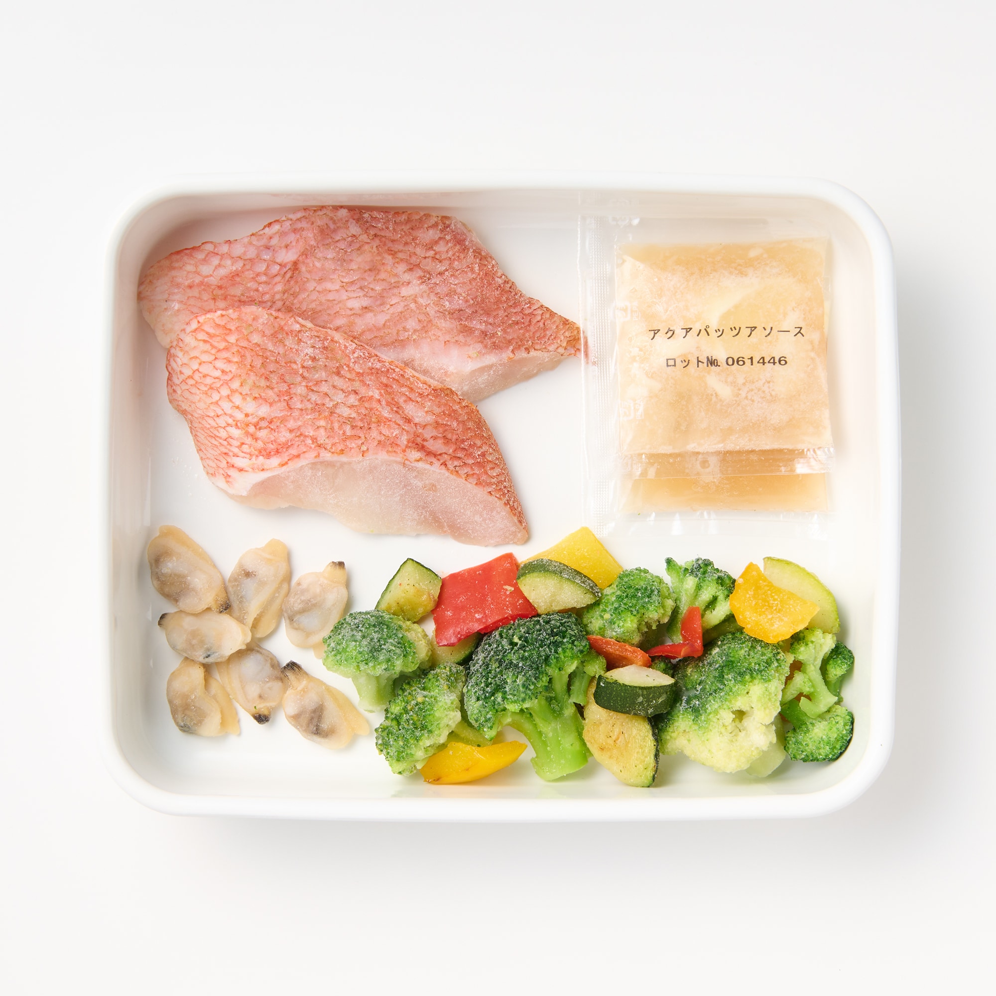 フライパンでつくるミールキット　白身魚のアクアパッツァ