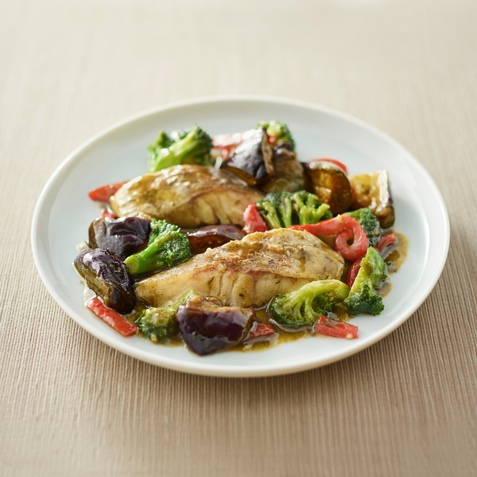 フライパンでつくるミールキット　白身魚のバジルソテー