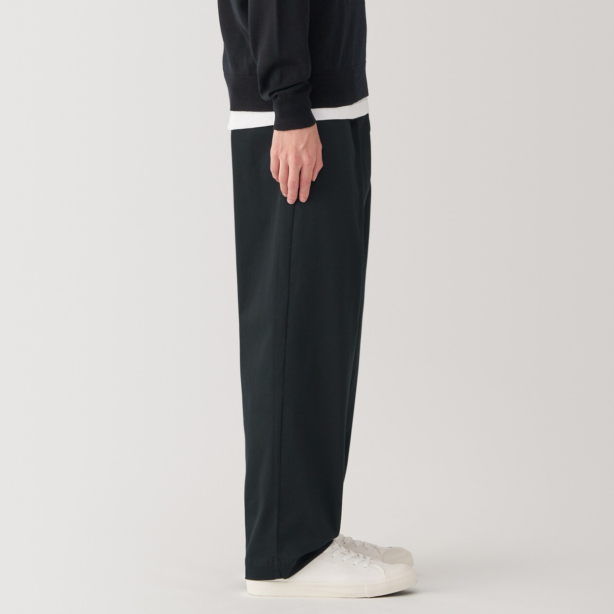 紳士　ストレッチチノタックワイドパンツ