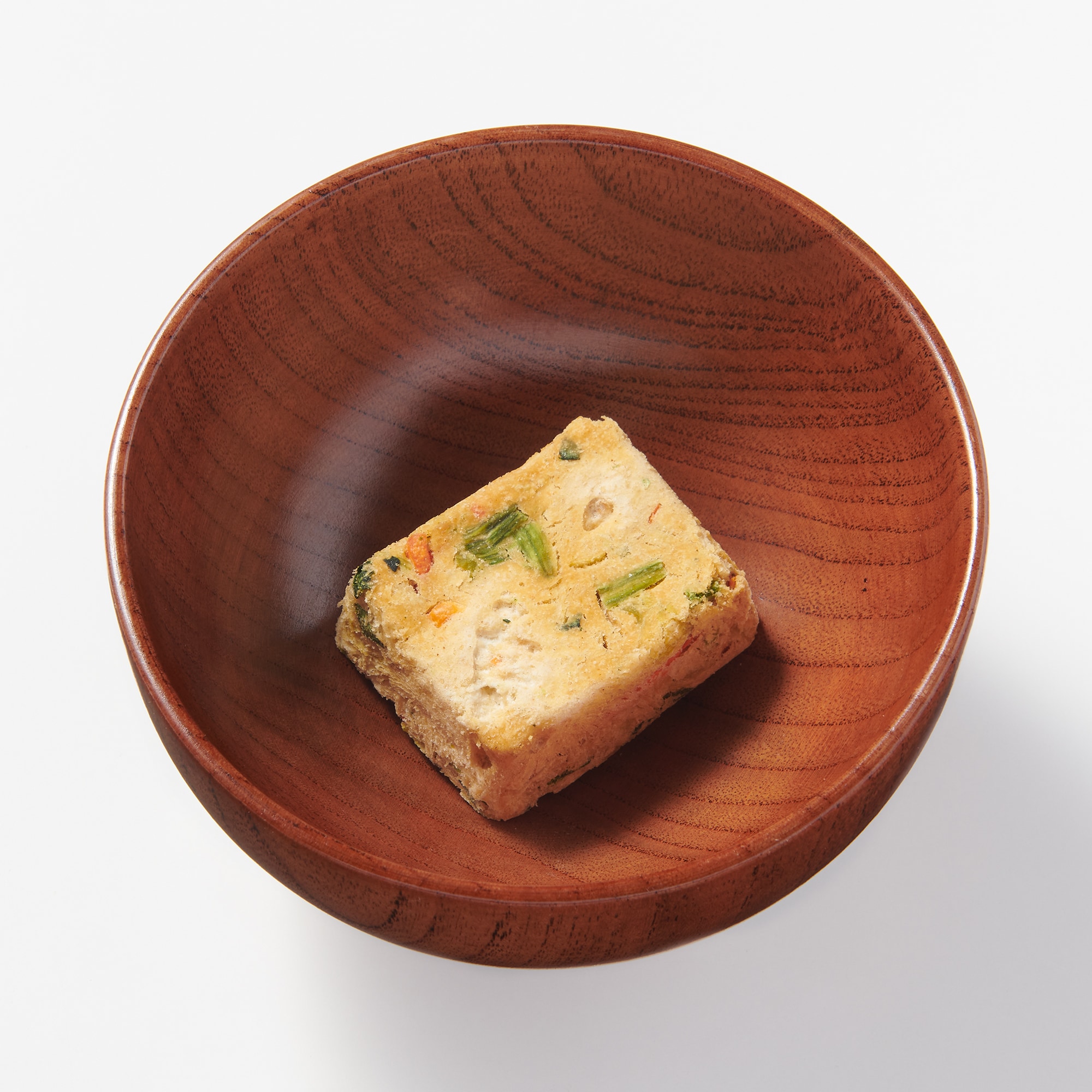 素材を生かした味噌汁　鶏つくねと根菜