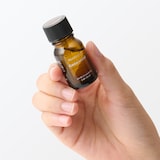 エッセンシャルオイル　シダーウッド