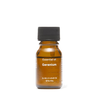 エッセンシャルオイル　ゼラニウム　１０ｍＬ／３０ｍＬ