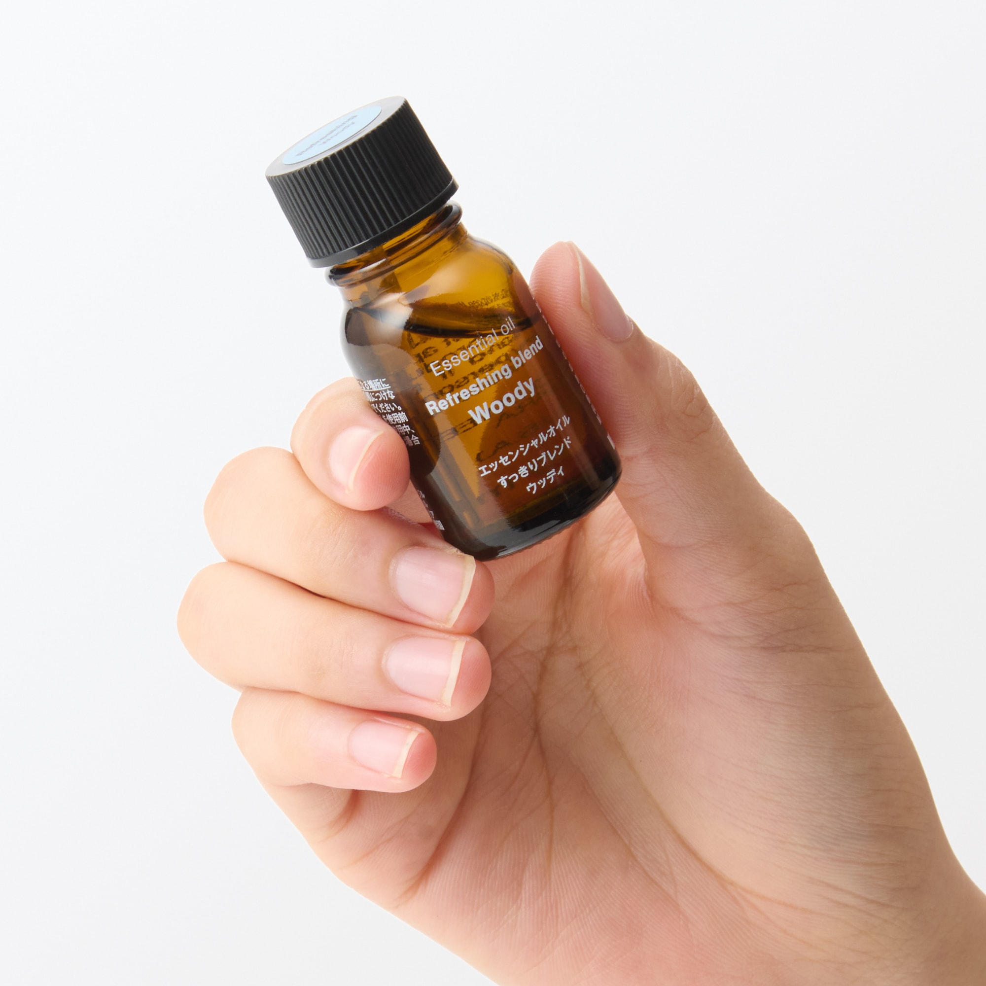 エッセンシャルオイル　すっきりブレンド　ウッディ
