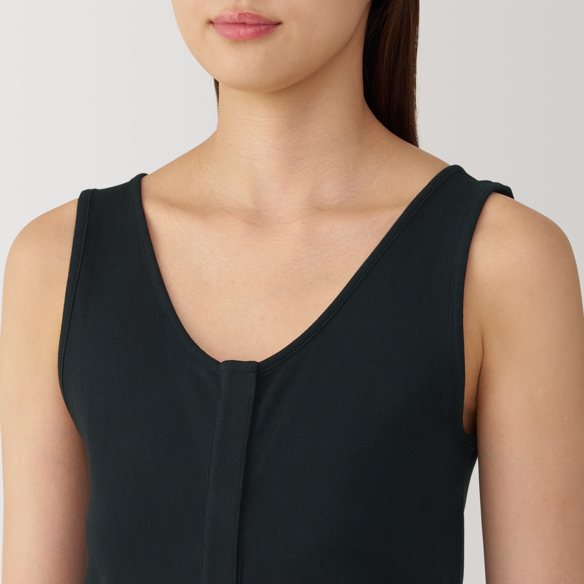 婦人　前開きタンクトップ