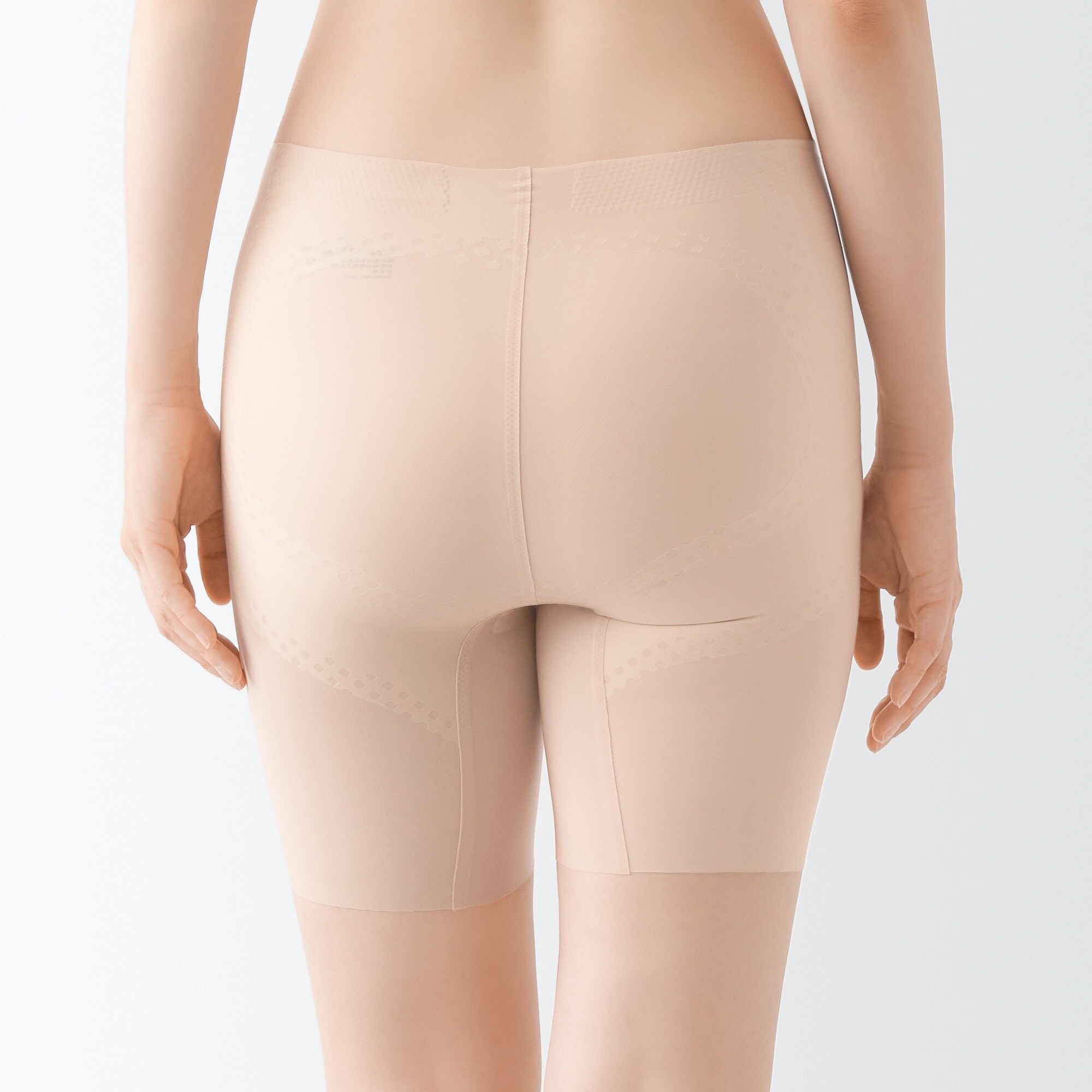 婦人　ひびきにくいガードル