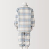 ベビー　脇に縫い目のない　フランネル　お着替えパジャマ