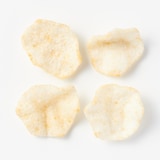 お米のスナック　ふわっと軽いチップス　ガパオ味