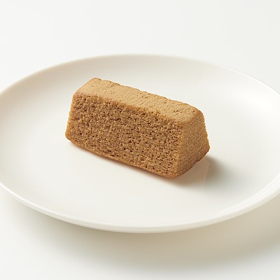 【５月下旬発売予定】不揃い　ちいさな塩キャラメルバウム