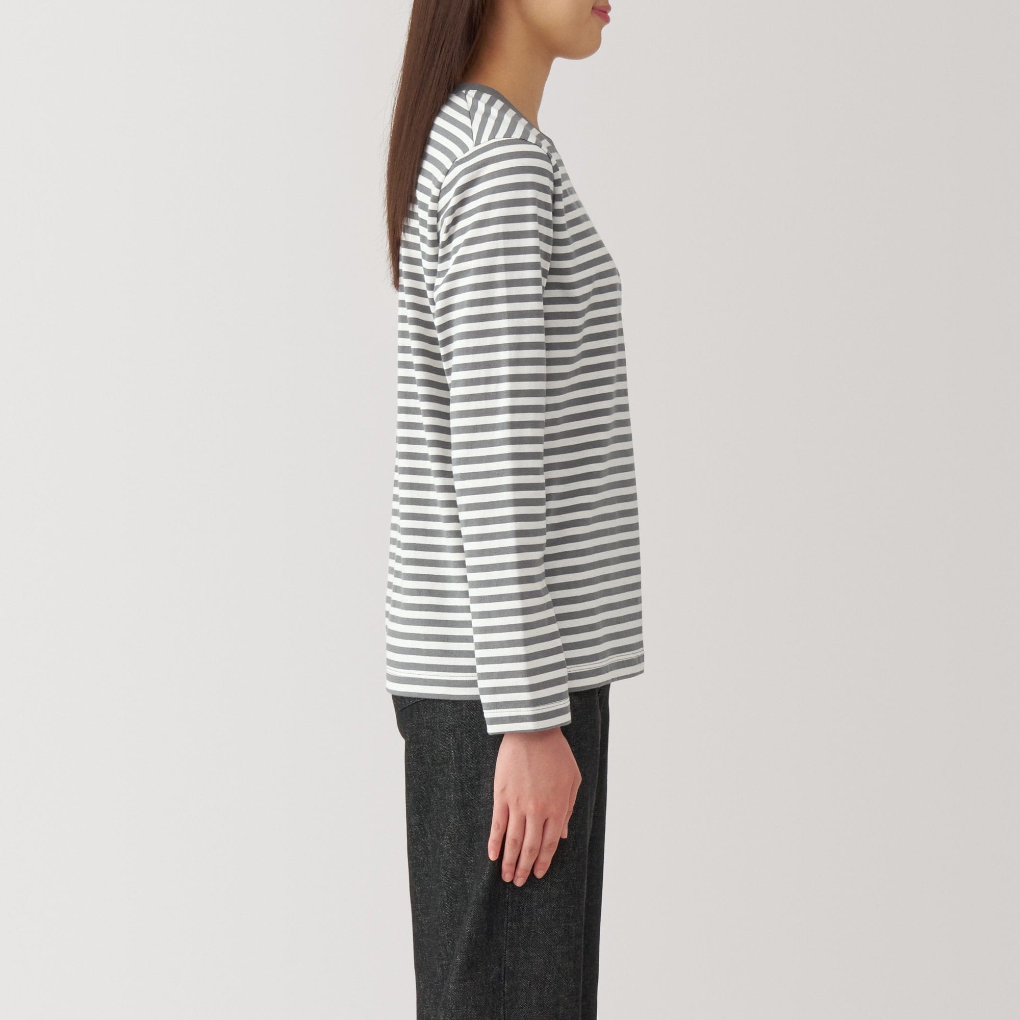 婦人　天竺編みクルーネック長袖Ｔシャツ