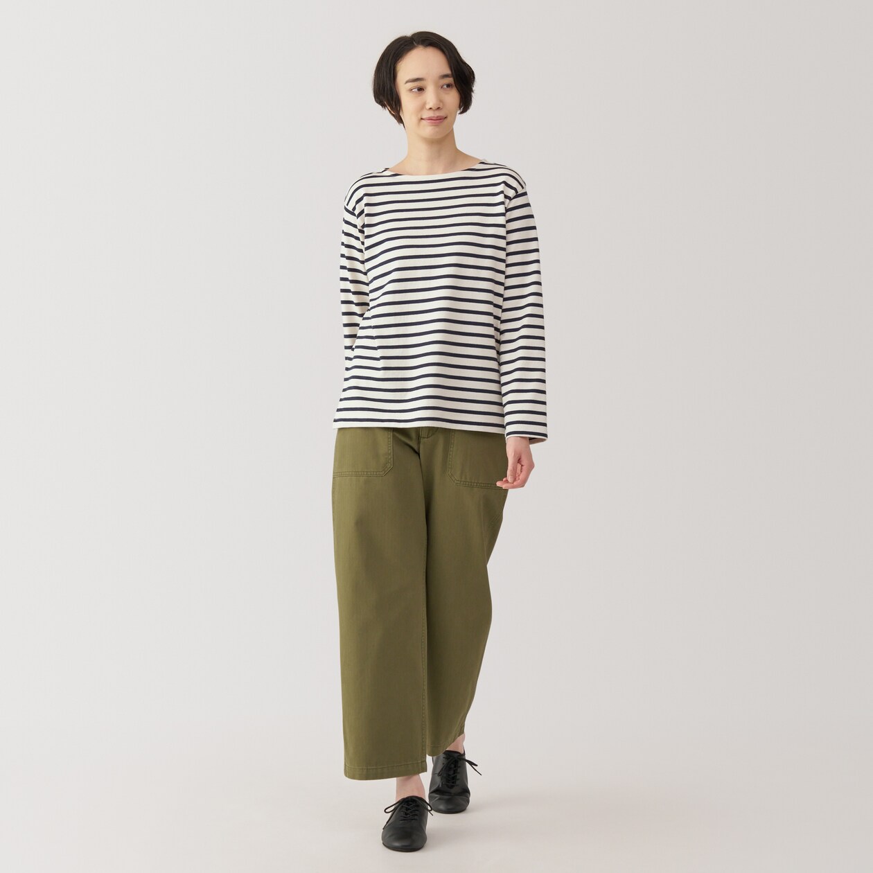 婦人　太番手ボートネック長袖Ｔシャツ