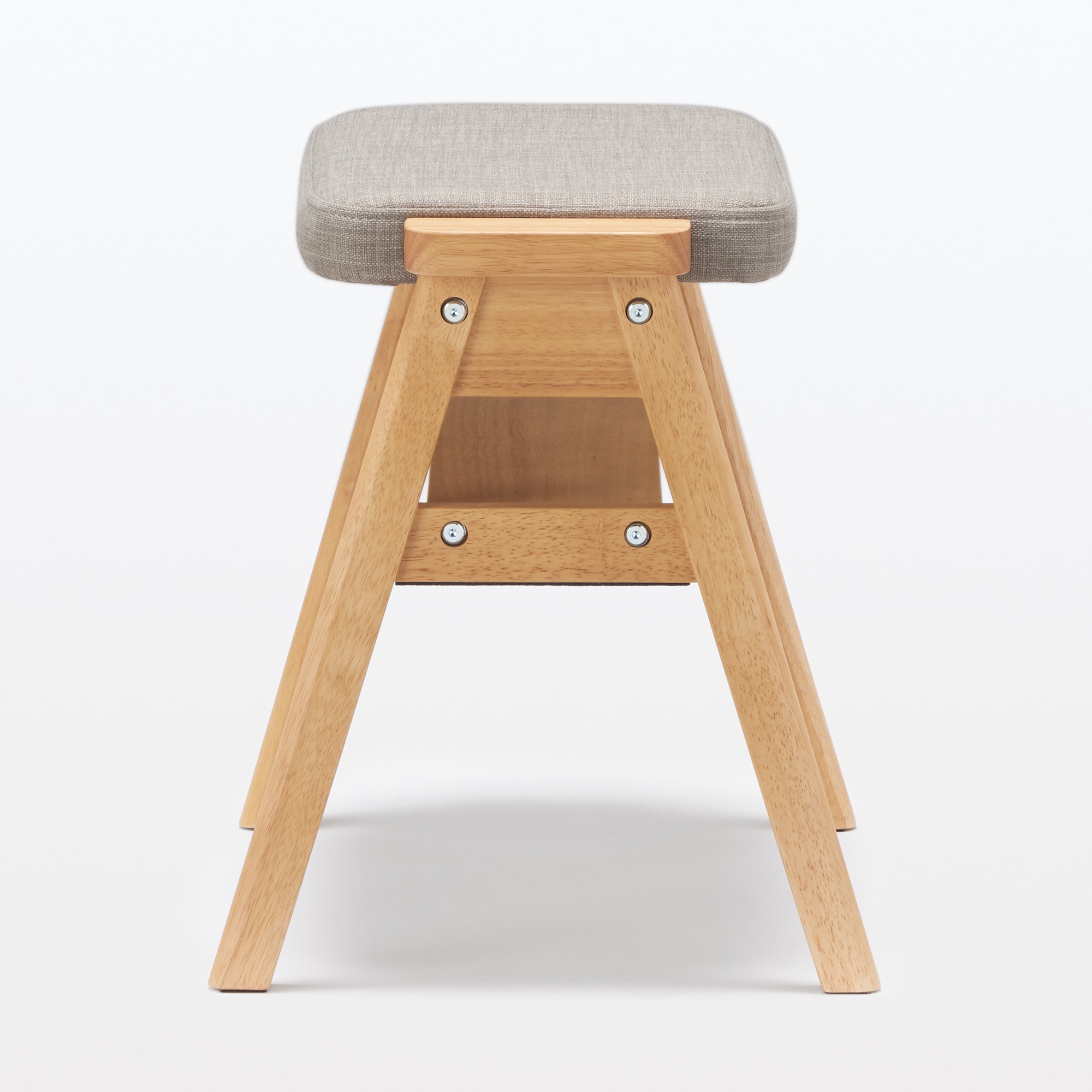 残反をつかったスタッキングスツール　ポリエステル平織　グレーベージュ