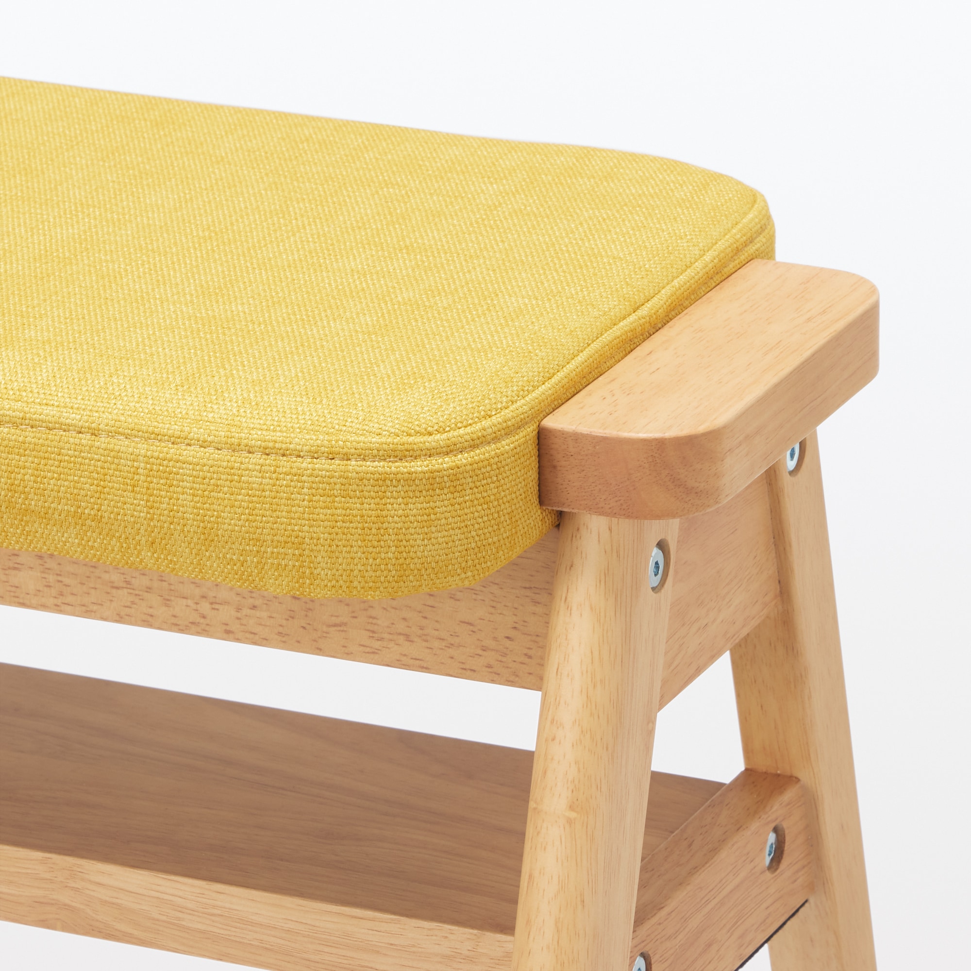 残反をつかったスタッキングスツール　ポリエステル平織　イエロー
