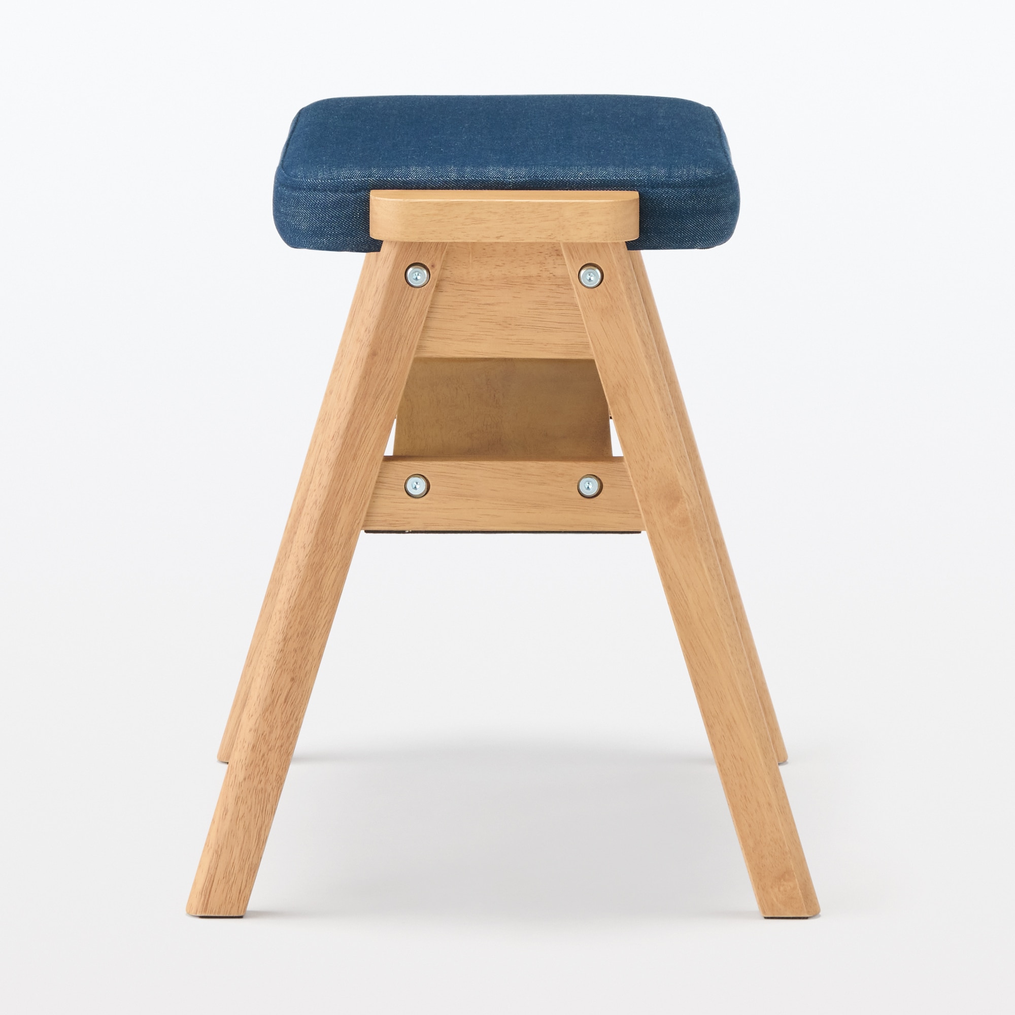 残反をつかったスタッキングスツール　デニムネイビー