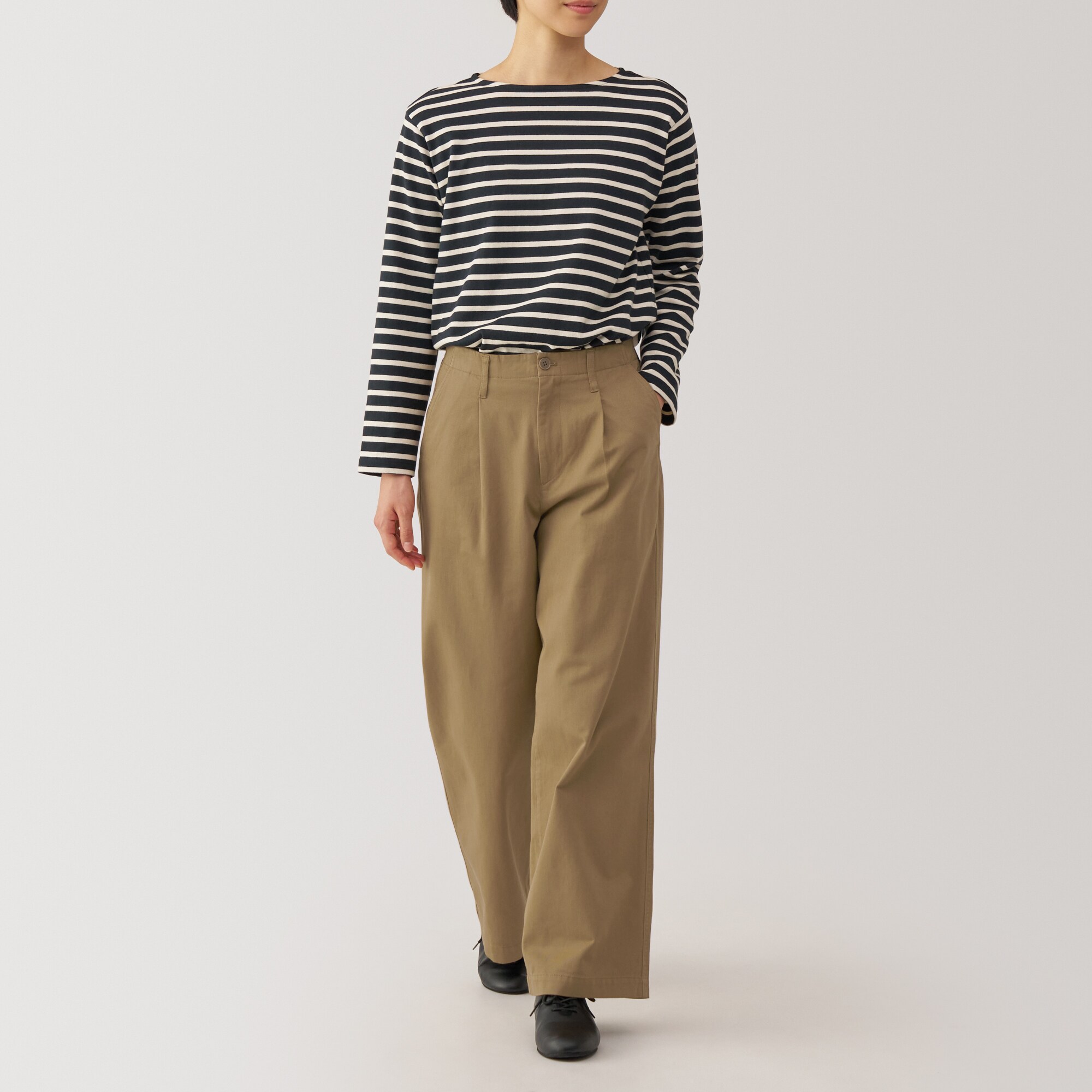 ▼美品 CINOH 定価4万円 ゴブラン織 ワイドパンツ 総柄 チノ A371 婦人 ムラ糸 チノタックワイドパンツ 股下長め | 無印良品