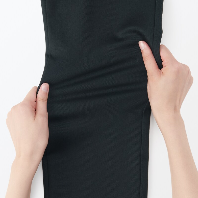 婦人　ストレッチチノ　スリムテーパードパンツ　股下長め