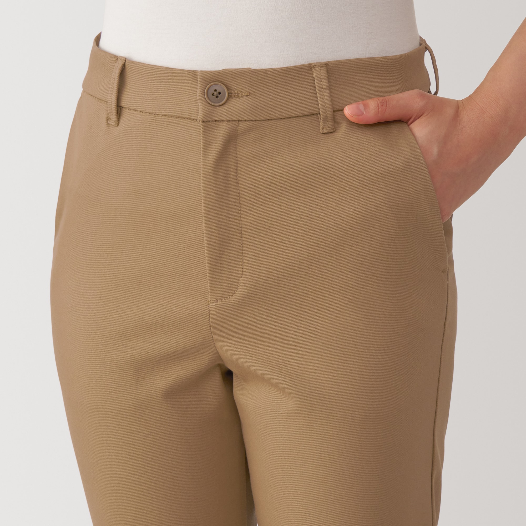 婦人　ストレッチチノ　スリムテーパードパンツ　股下長め