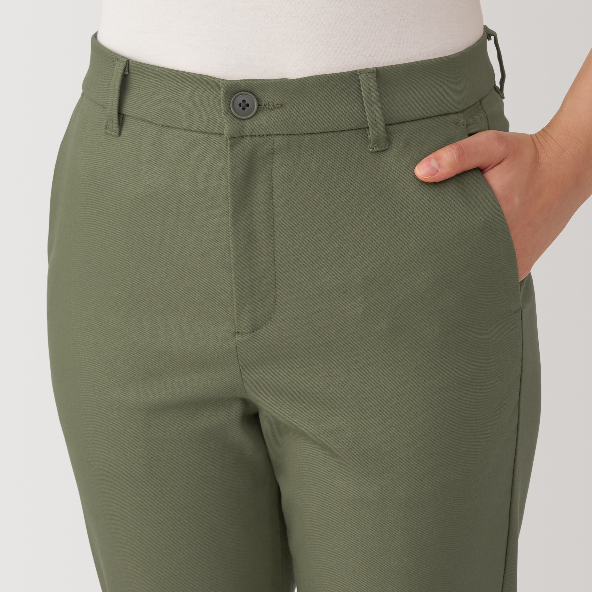 婦人　ストレッチチノ　スリムテーパードパンツ　股下長め