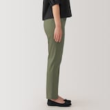 婦人　ストレッチチノ　スリムテーパードパンツ　股下長め