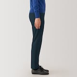 婦人　ストレッチチノ　スリムテーパードパンツ　股下長め