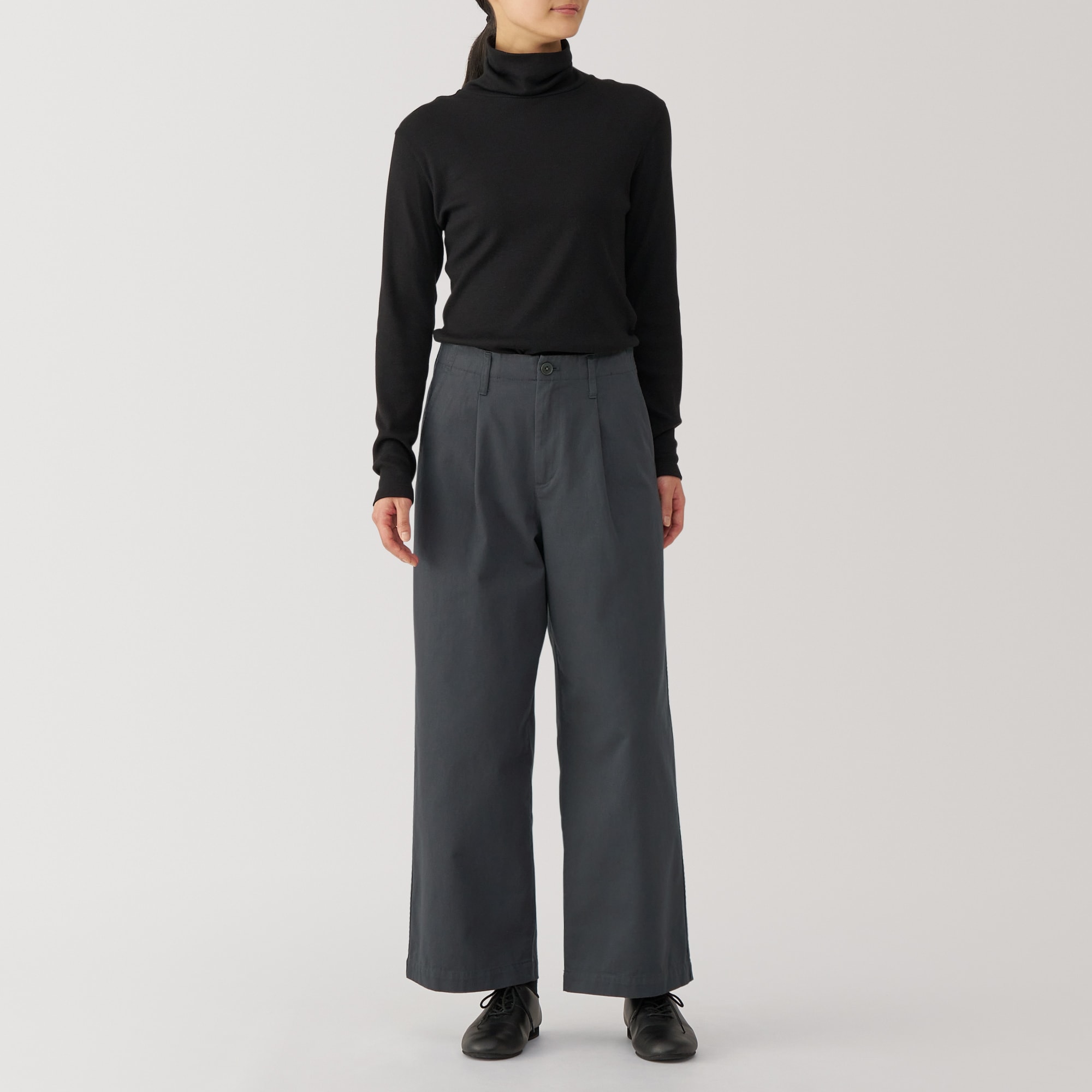 婦人 ムラ糸 チノタックワイドパンツ 股下短め（OS） | 無印良品