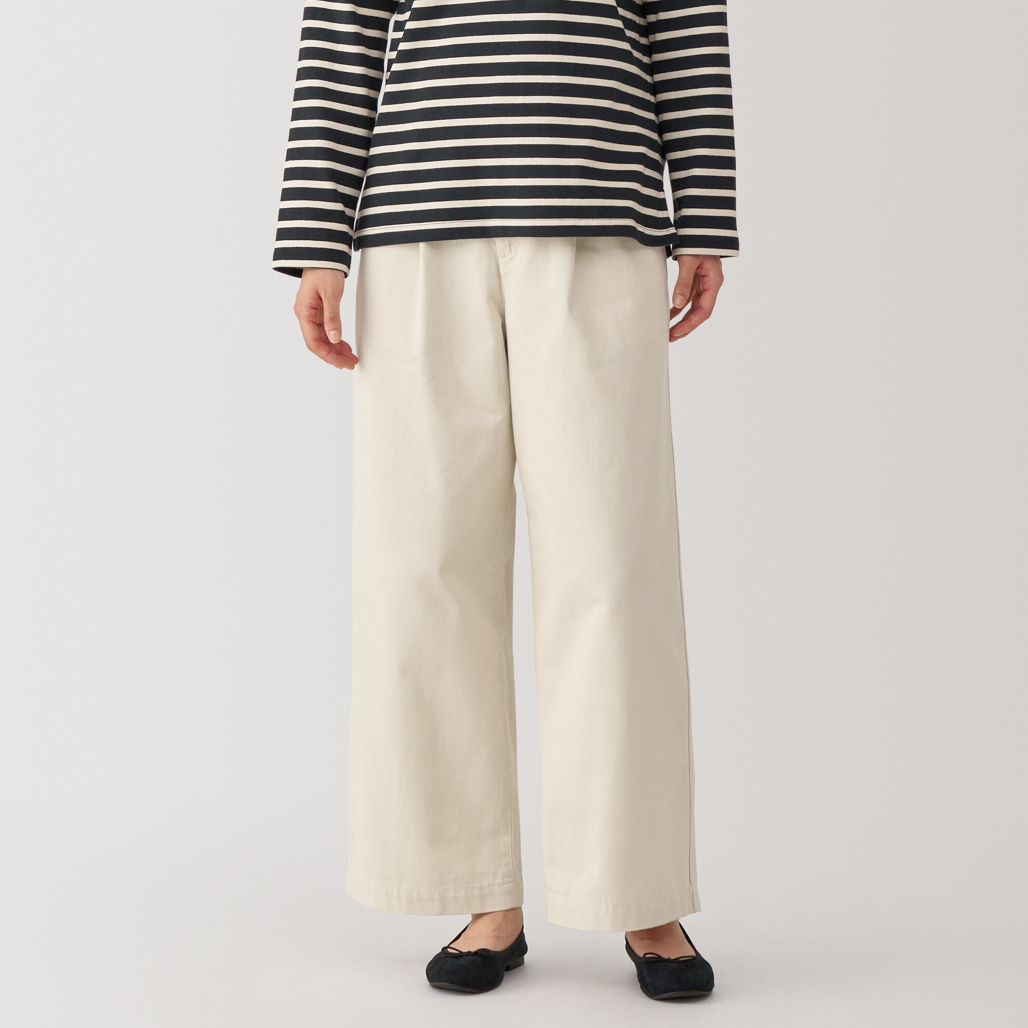 婦人 ムラ糸 チノタックワイドパンツ 股下短め（OS） | 無印良品