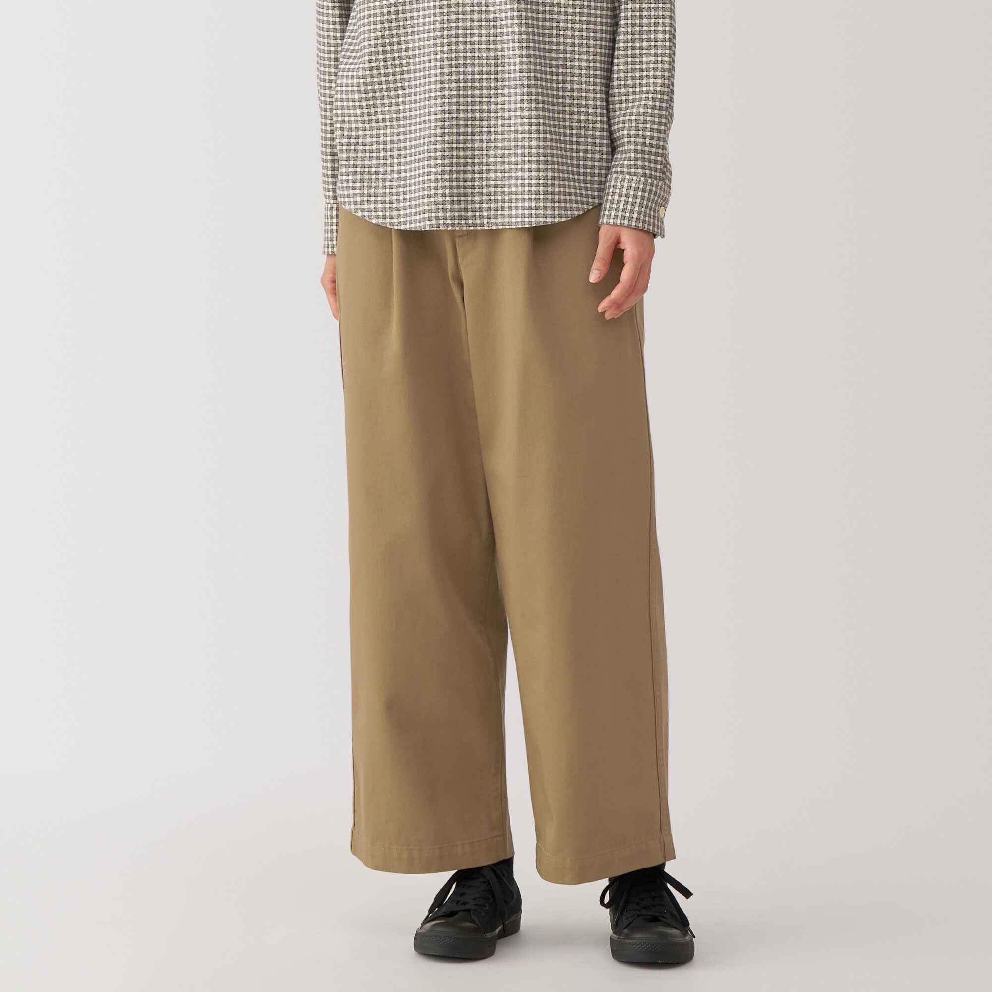 婦人 ムラ糸 チノタックワイドパンツ 股下短め（OS） | 無印良品