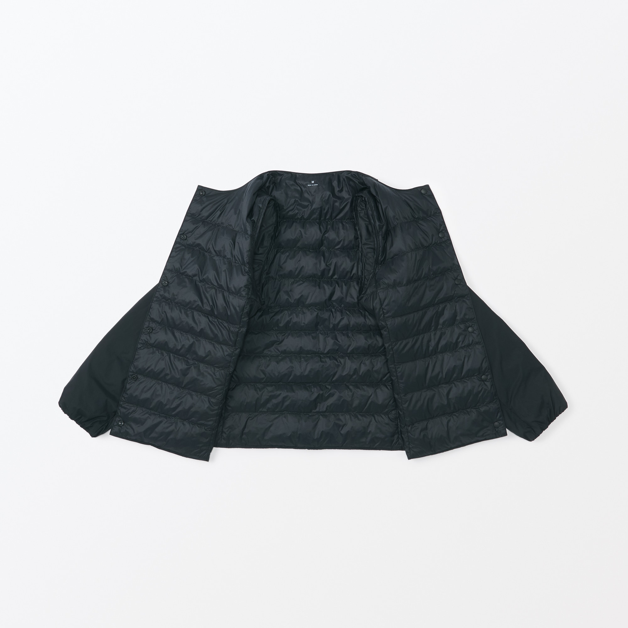 婦人　軽量ダウンノーカラージャケット（帯電防止裏地）