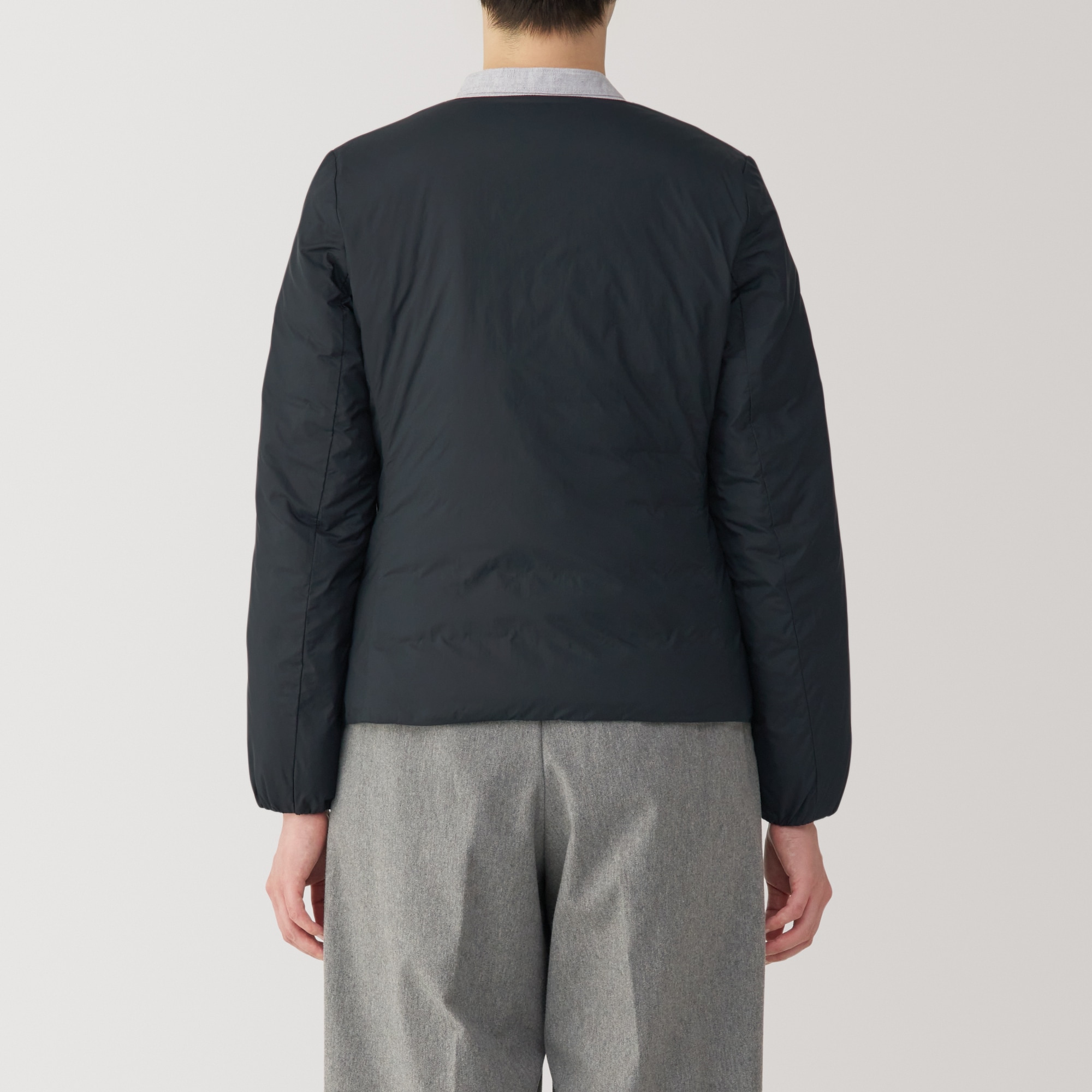 婦人　軽量ダウンノーカラージャケット（帯電防止裏地）