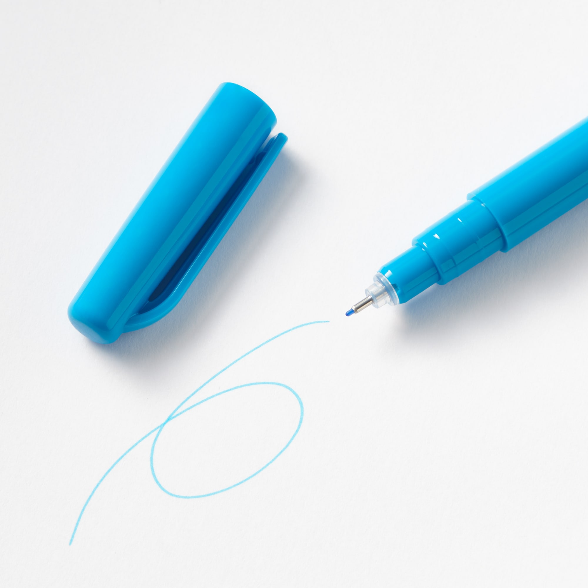 水性サインペン　細字