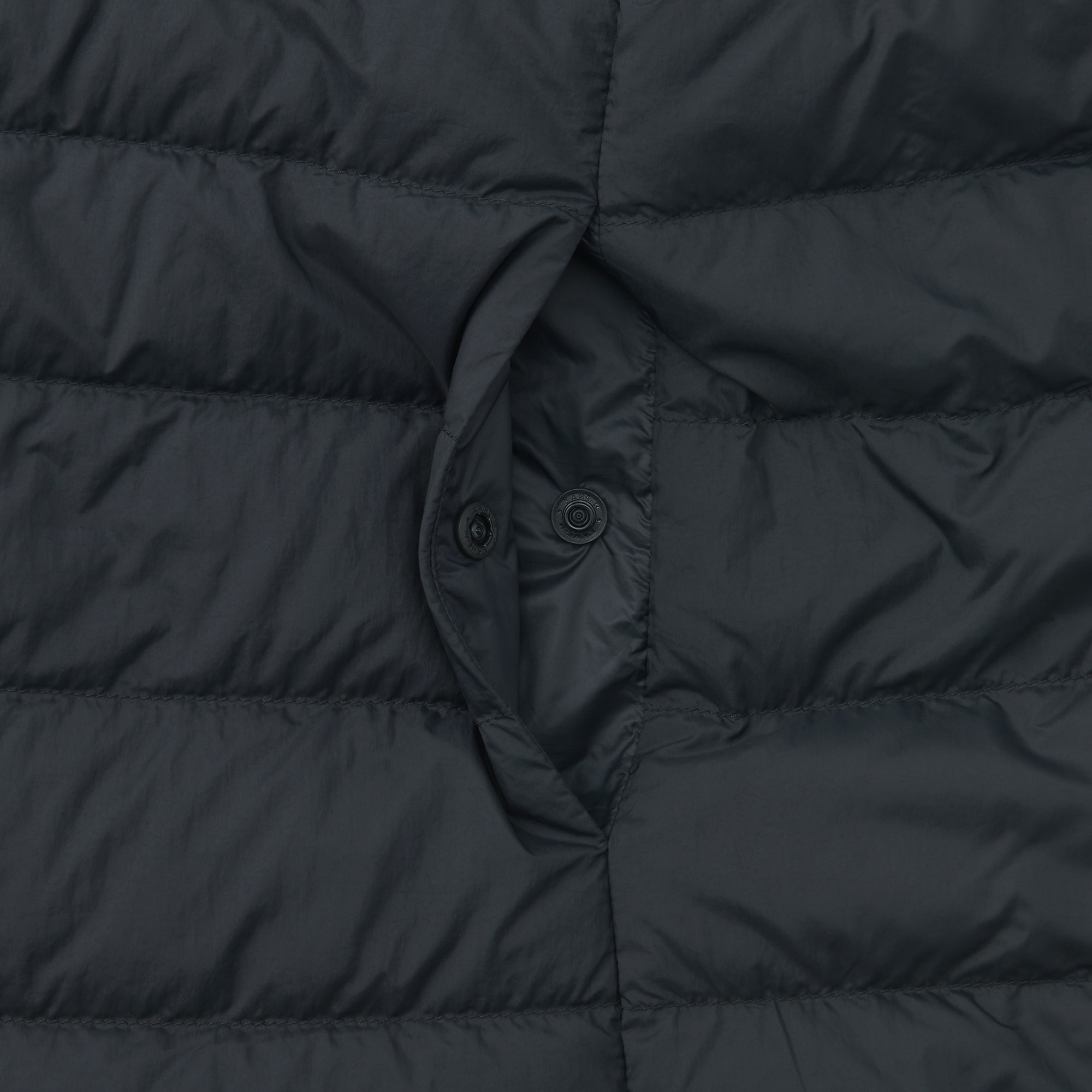 婦人　軽量ダウンノーカラーベスト（帯電防止裏地）