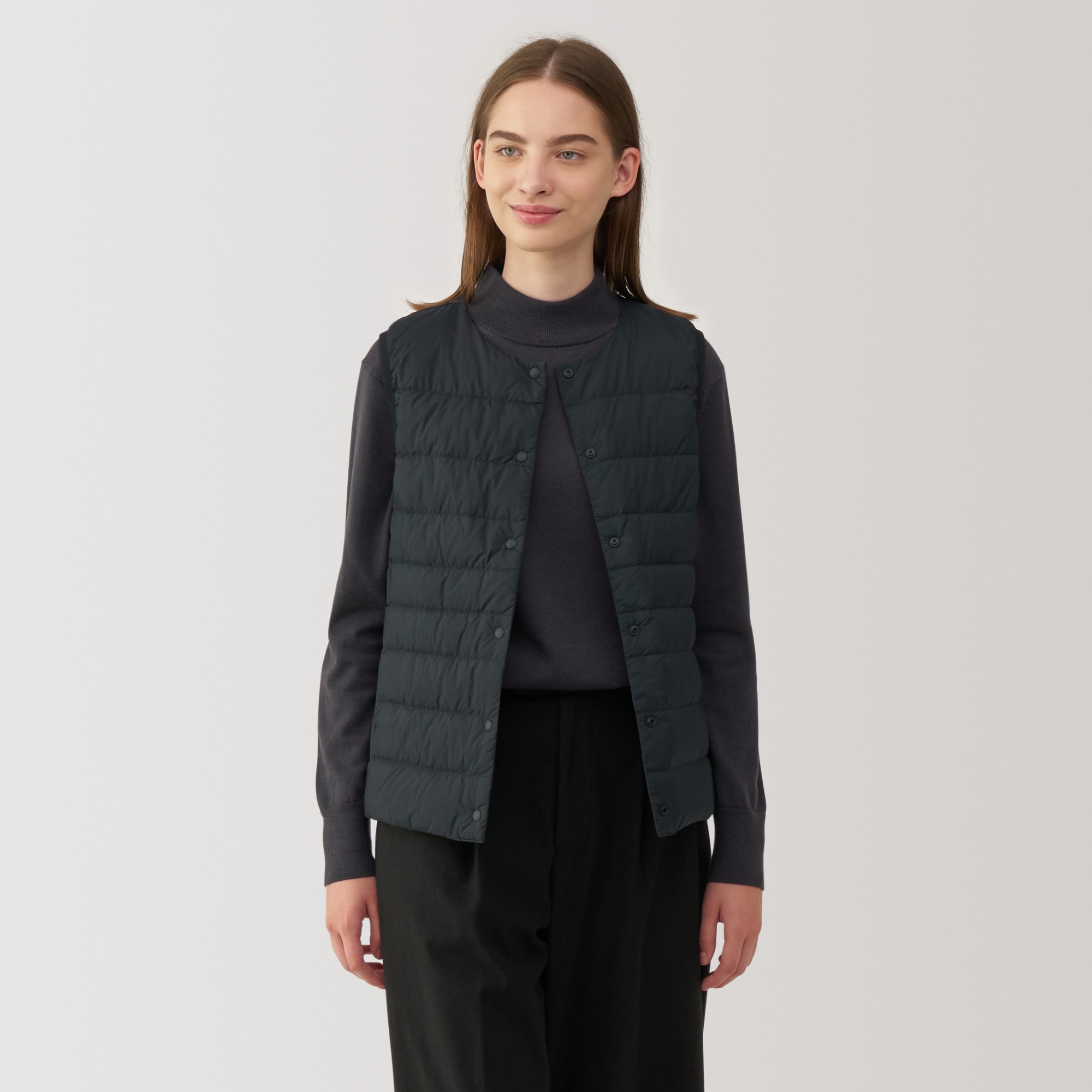 婦人　軽量ダウンノーカラーベスト（帯電防止裏地）