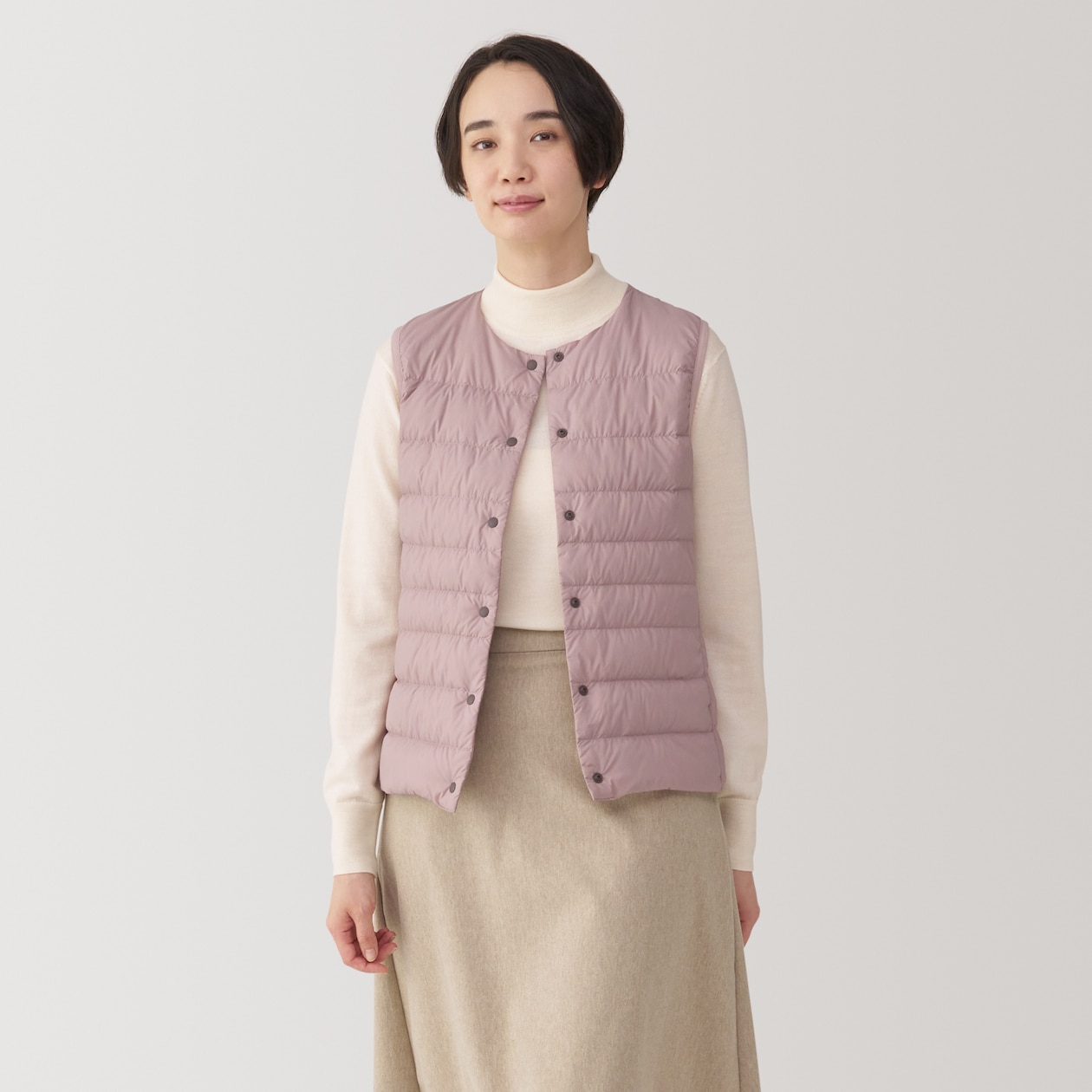 婦人　軽量ダウンノーカラーベスト（帯電防止裏地）