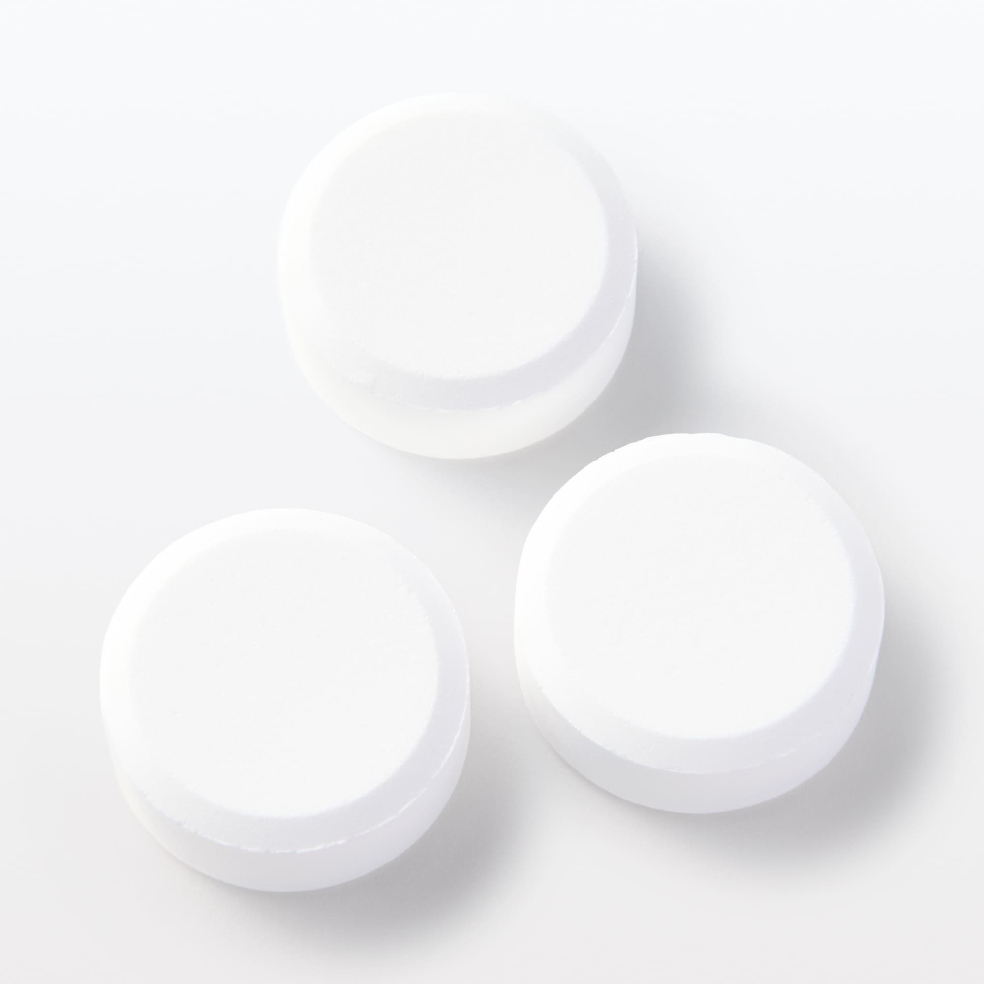 おやすみ前の薬用重炭酸タブレット　無香料／無着色（分包）