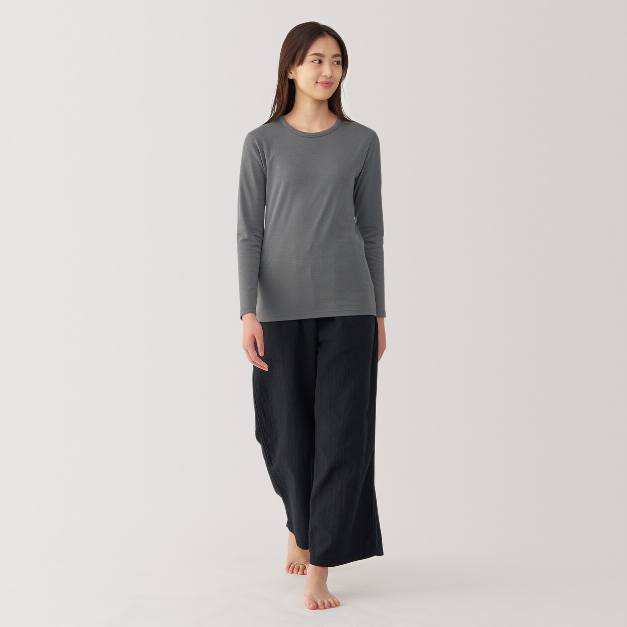 婦人　あったか綿　厚手　クルーネック長袖Ｔシャツ