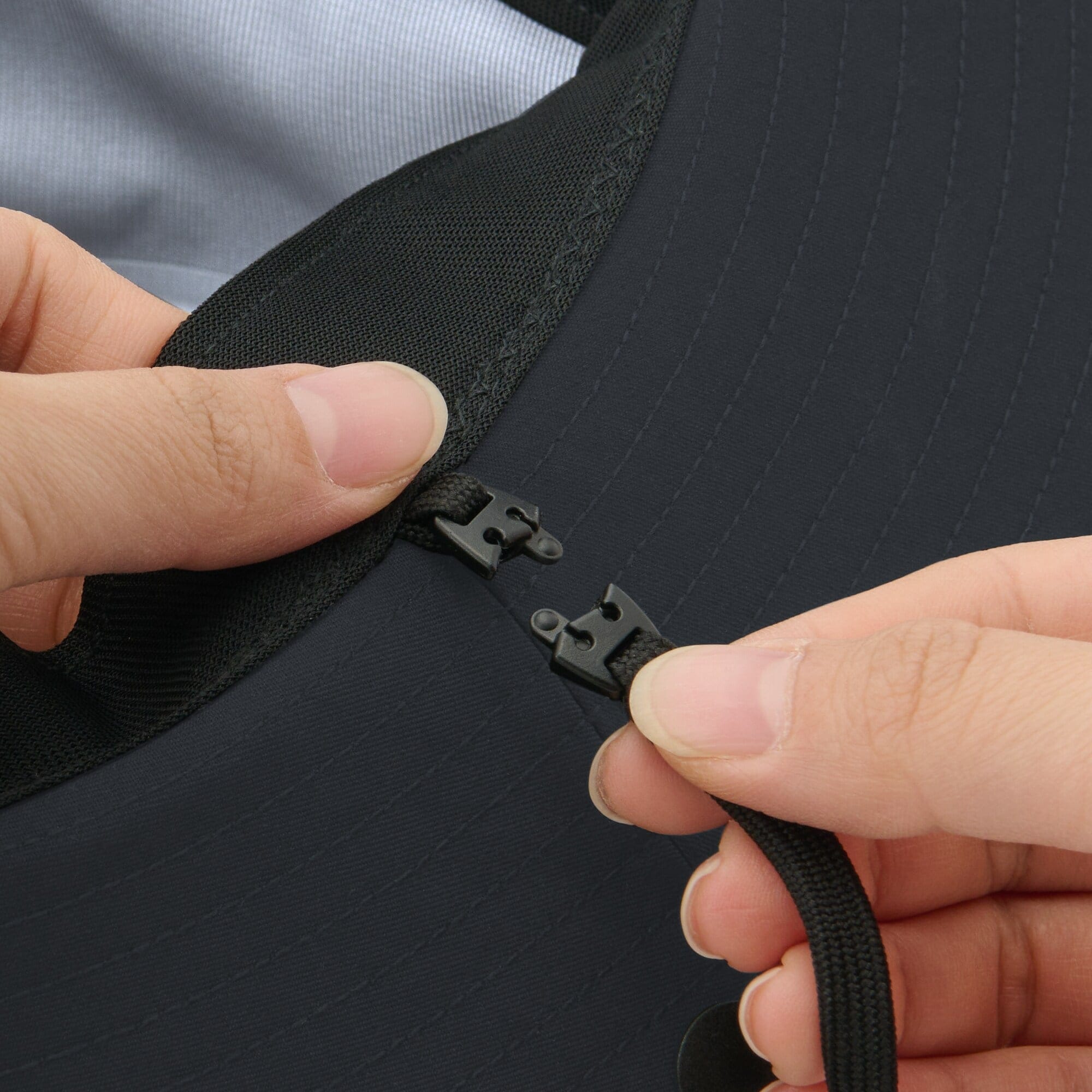 ＵＶカット　透湿撥水　防水テープ使い　サファリハット