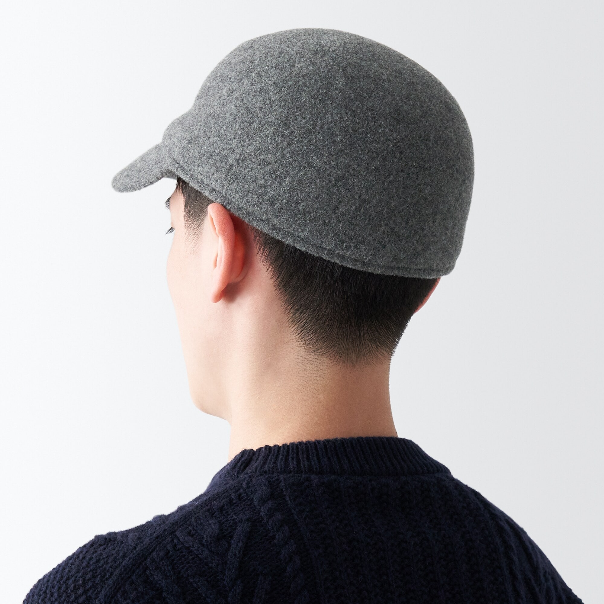 ウールメルトン　キャップ
