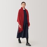 ウール　ひざ掛けにもなる　大判ストール