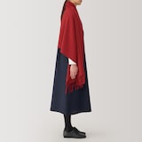 ウール　ひざ掛けにもなる　大判ストール