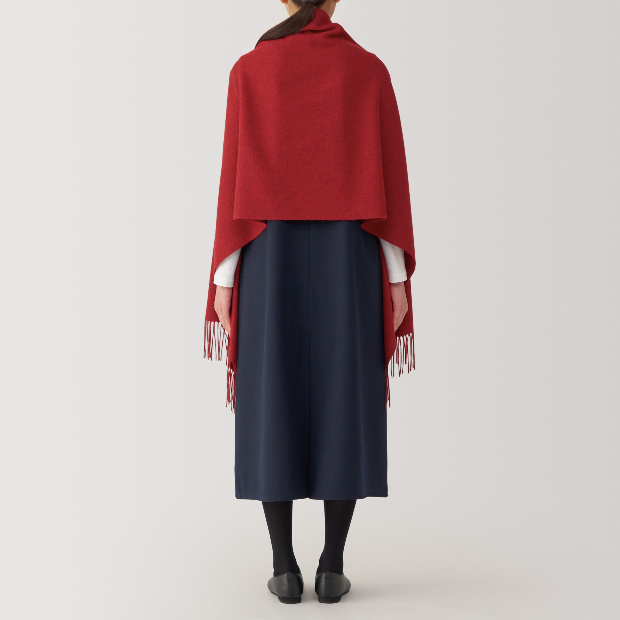 ウール　ひざ掛けにもなる　大判ストール