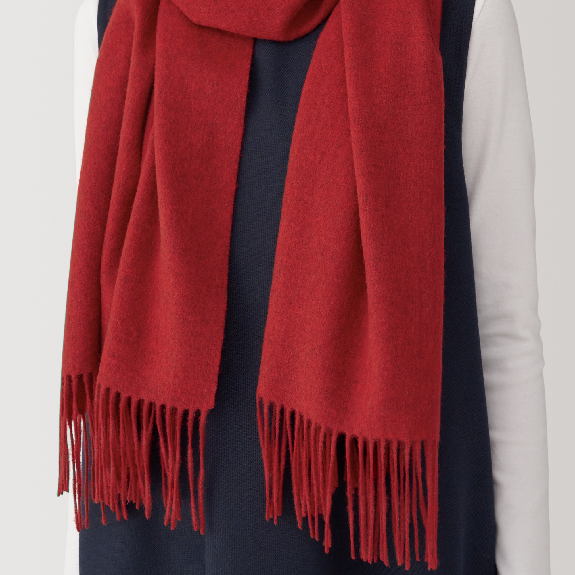 ウール　ひざ掛けにもなる　大判ストール