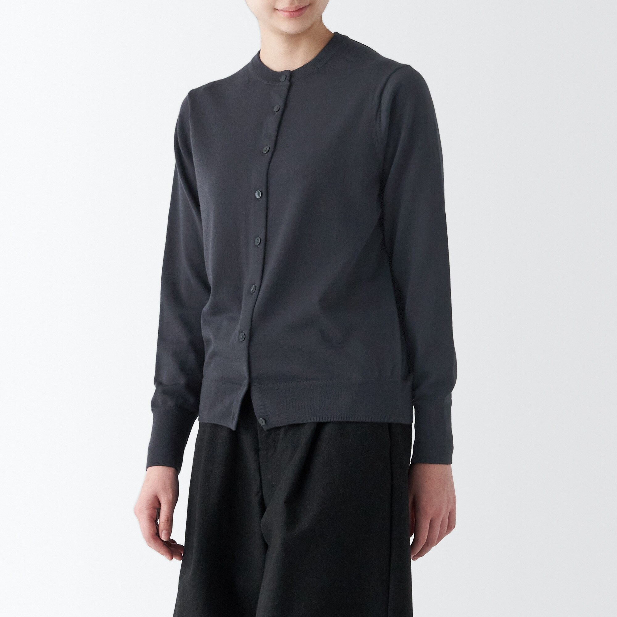 婦人　洗えるウールハイゲージクルーネックカーディガン