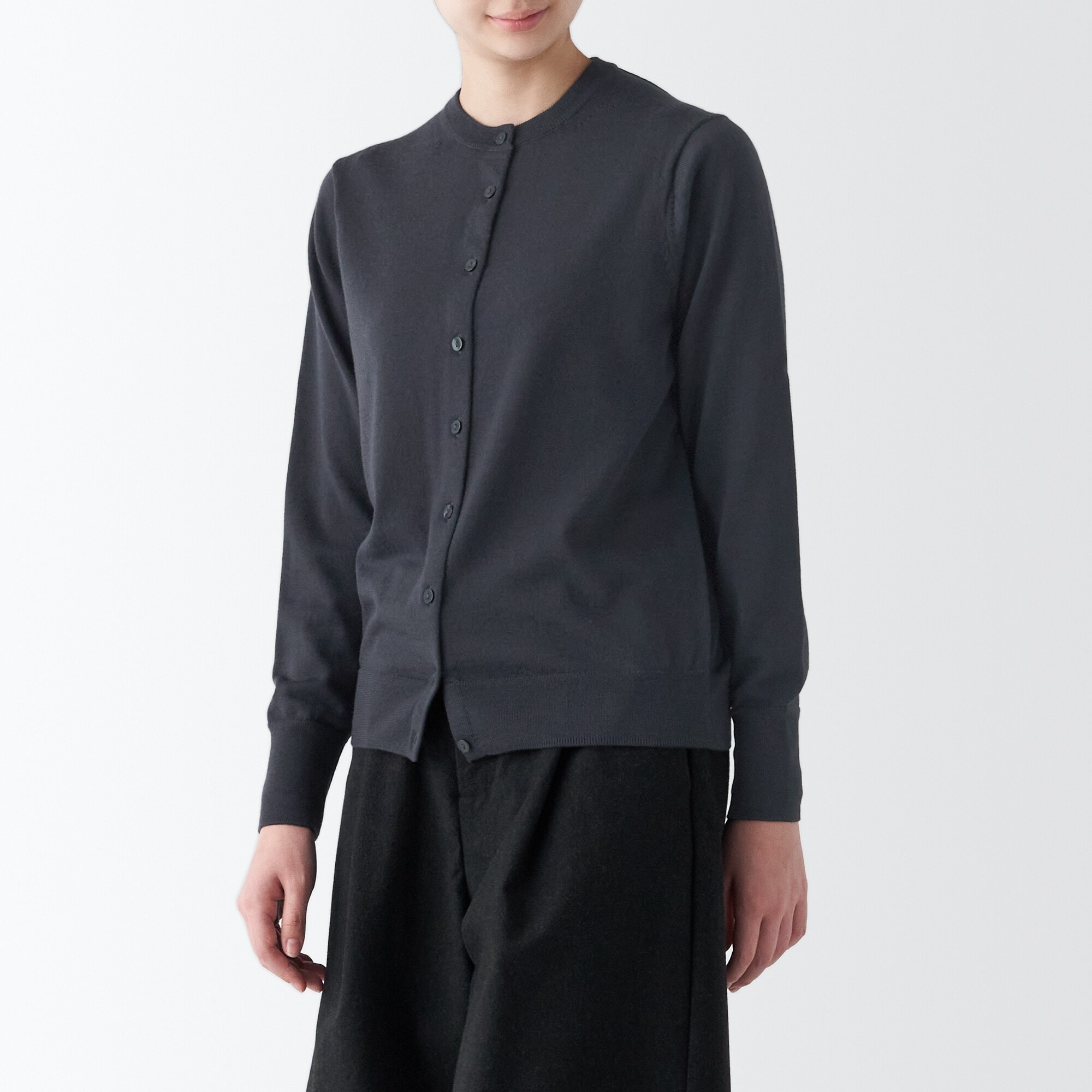 婦人　洗えるウールハイゲージクルーネックカーディガン