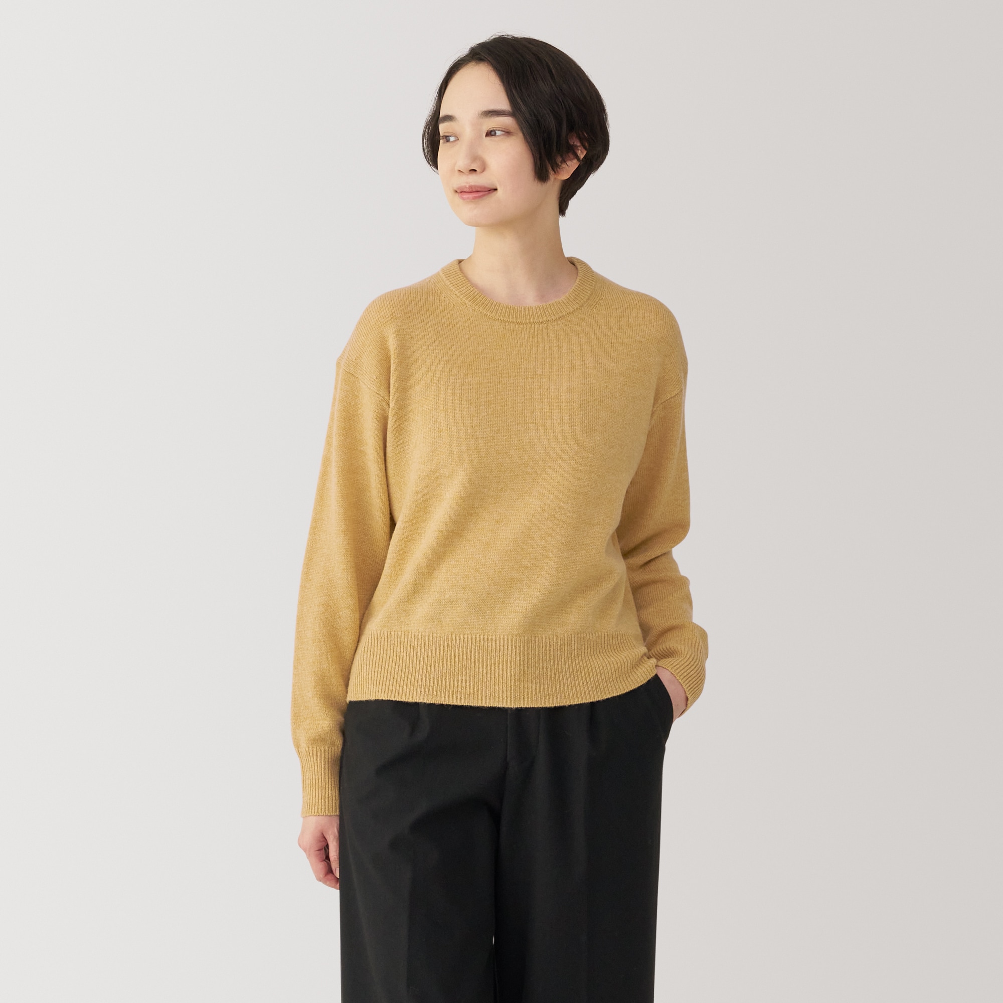 婦人 洗えるウールミドルゲージクルーネックセーター | 無印良品