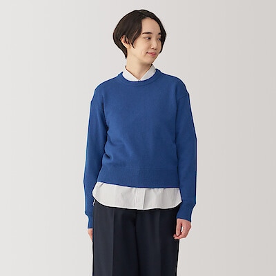 婦人　洗えるウールミドルゲージクルーネックセーター