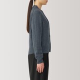 婦人　洗えるウールミドルゲージＶネックカーディガン