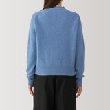 婦人　洗えるウールミドルゲージＶネックカーディガン